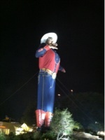 BigDinlacasa's profile picture. 