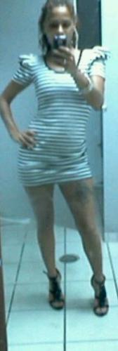 LiVe,LoVe,LaUgH, Hit that follow button i follow back because im #teamfollowback , #droid #single #boricua #lovable and living life to the fullest