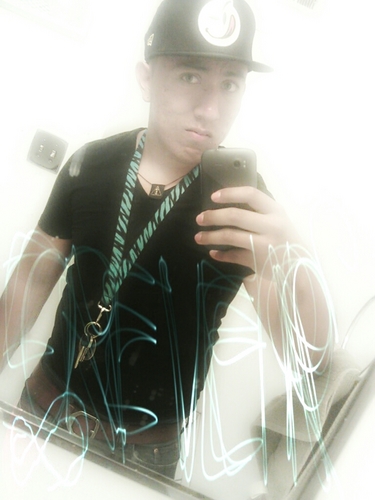 8teen-hanks high[2012]-music nd friends are all i need c: -#JDM(; nuff said just hit the follow button c: