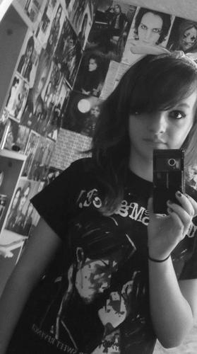 MCR is my life+The Walking Dead, Johnny Depp, Jack Whitehall, The Boondock Saints, HIM, Muse, Lady Gaga, Jackass, Norman Reedus, Nirvana and Linkin Park♥♥♥