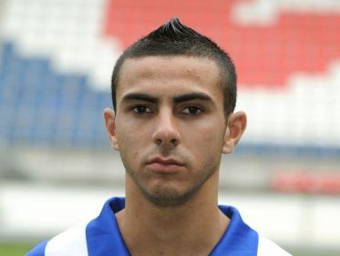 Amrabat'tan daha iyi bi oyuncu !