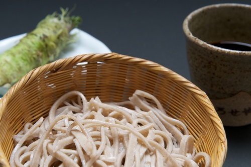 _hiroseya_'s profile picture. 山梨県の小菅村にある旅館です。綺麗な渓流で育った魚や山菜、きのこ等
地元の食材を使った料理が自慢です。宿泊以外にランチタイムの営業もしてますので是非お立ち寄りください。