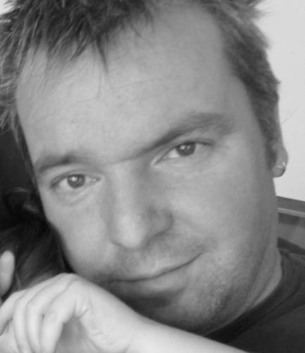 DaraBrown4's profile picture. Dara likes talking about himself in the third person.