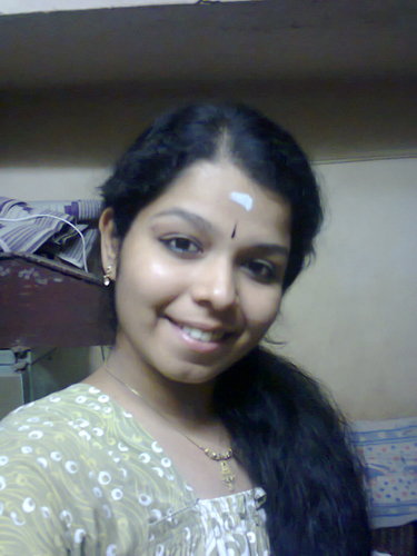 Anusha is my name !
Hobby - Painting,Hearing and Singing songs,Reading books ! 
Love to Go out with my Friends !