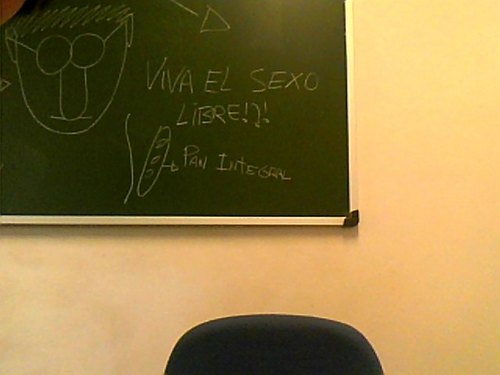 93. Estudiante de ingeniería de noche y de dia.
