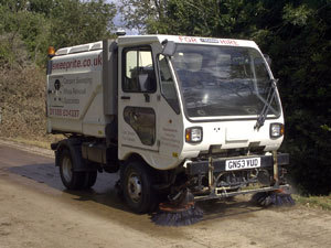 Sweeprite's profile picture. We will do any sweeping in the Reading area. No job to big or to small. See our web site for more details http://t.co/dENk9tBSCo