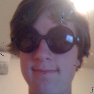 charlton_smith2's profile picture. Kooks die