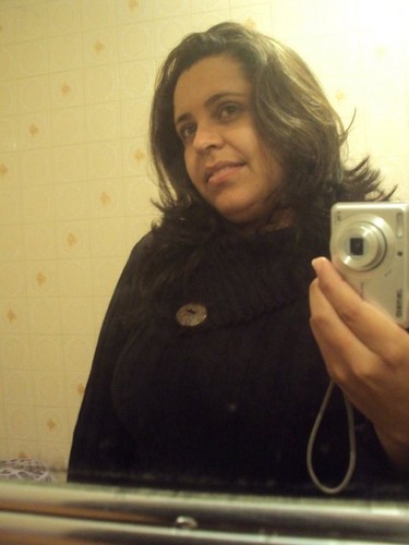 sou filha do REI pois( Jesus cristo REIS dos REIS) o senhor esta comigo e na vida da minha familia pois tenho bençaos a contenprar jesus o ama tambem.AMEM