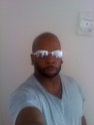 IM A NICE GUY LOOKING FOR A NICE WOMAN