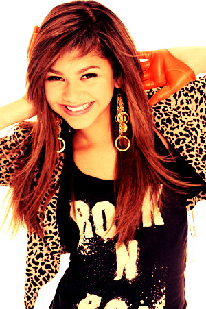 I'm an American actress, singer, and dancer. I love dancing!!! ♥
My e - mail: zendaya_coleman96@yahoo.com (you writes)