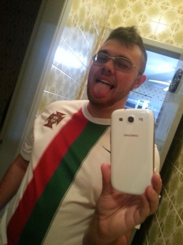 Eu ate que sou bom,mas quando sou mal sou muito melhor =D