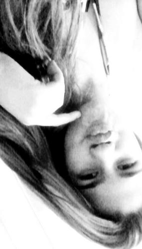 orkut :nessa.loyra@gmail.com
msn :  vanessa.top-sp@hotmail.com