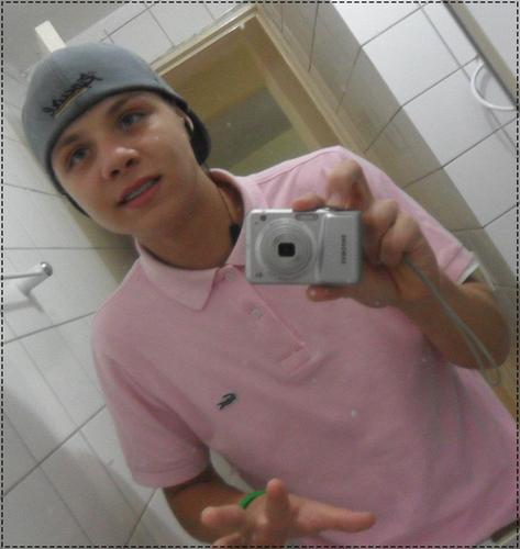 Meu Coração Blindado Limita As Palavras Que Podem Atingir :p