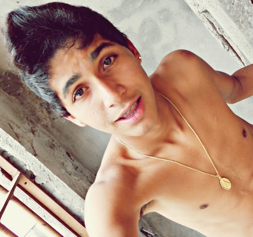- Só Ando Gingando com os Braços pra trás só Falow na Gíria e pros Bicoo ée Demais (8' -  NemMaiorNemMelhor