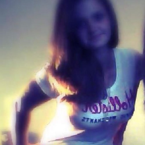 TamzinElizabeth's profile picture. 