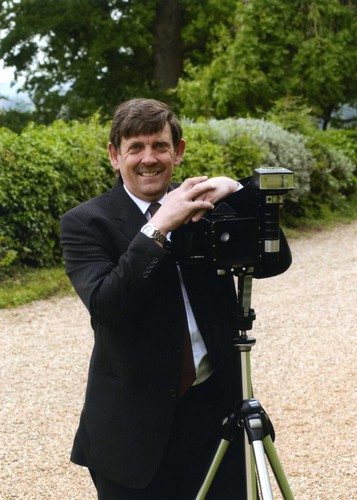 A VMware Certified Instructor based in the Midlands, and a member of the Royal Photographic Society holding the LRPS