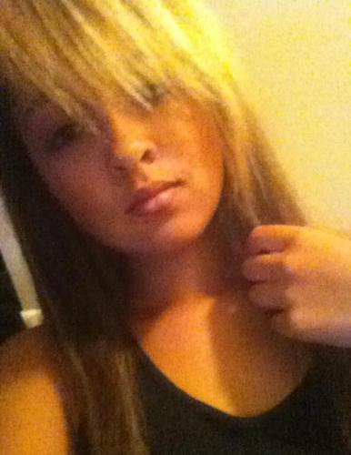 zoe_asrat's profile picture. 