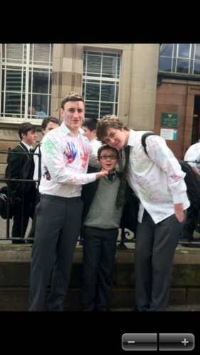 dJ_Ph1sH_99's profile picture. A.M.D.G.