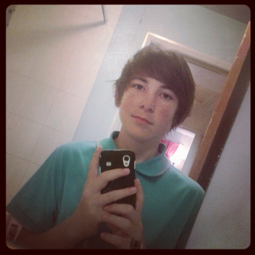 Follow me and i will follow back!:D