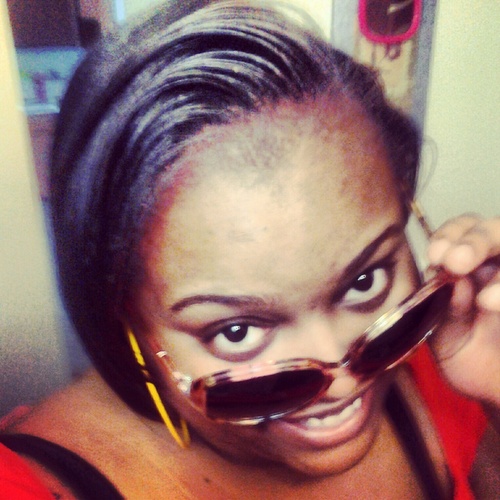 Whats good People? LIVE, LOVE, SMILE!!! This is my new page, I hope to gain all my followers backkkk:~)