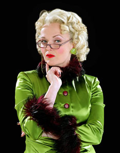 ritaskeeta2's profile picture. I'm Rita Skeeter! I write for the Daily Prophet.......
Proud Gryffindor... quaffleghost120 !!
Everyone loves a rebel harry .....;)