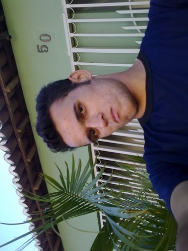 AMO O QUE FAÇO, GOSTO DE MÚSICA,SOU FLAMENGUISTA, E SEMPRE A PROCURA DE DIVERSÃO....E SÓ PRA NÃO ESQUECER CURTIR MUITO!!!