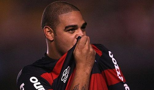 Você me critica ? sabe que isso so me da forças para te pegar de frente e mostra que eu so #AdrianoImperador ,,,