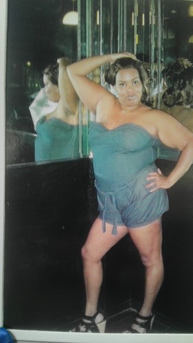 Im a cool laid back person SIKE lol im da life of the party da live wire, im silly, im dat bitch ha ha ...........AIESHASDASHIT!!!!!
