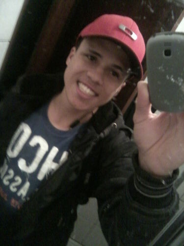 Pai&Mae e #Deus ! Leonino , 18 anos , Ciumento  , Estrovertido e de Genero #forte ,Quem é minha baaby ? a ♥ #Thamires tá *-*