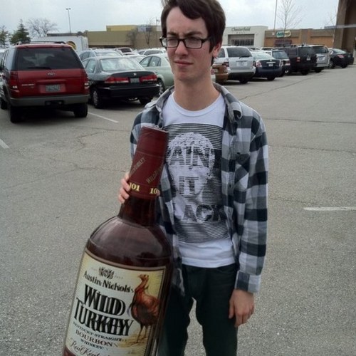 TeterBenny's profile picture. Straight Edge, Vegan, STL, @StrangersNow, 666