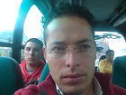 ingeniero de alimentos, le gusta la política , medio ambiente y tecnología;  soltero