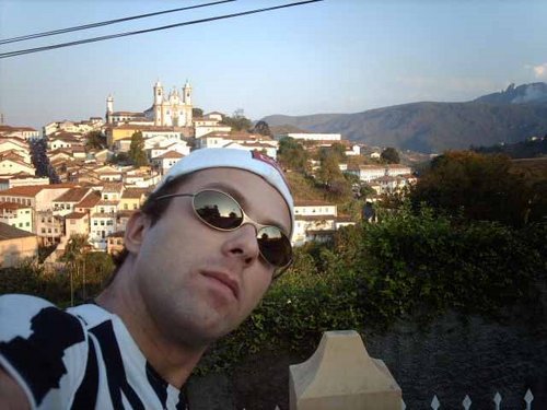 Futebol e uma das minhas paixoes, adoro viajar e tomar uma cervejinha. Adoro jogar conversa fora.