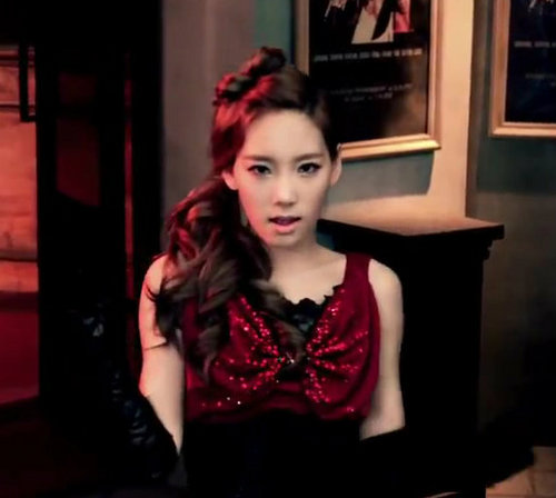 Girls' Generation leader Tae Yeon^^ 
[Official Twitter Account]