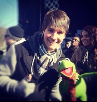 BadassJamesM's profile picture. James The Fucking Fake Maslow! ~ Dont get me mad, i got pie killers {Single.Gay}