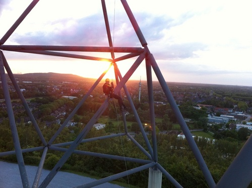 tidono's profile picture. born from pain