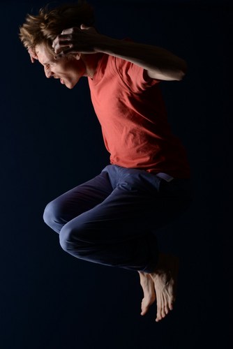 Til__Man's profile picture. Pédaler. Désapprendre la société patriarcale et de surconsommation.   Libérer sa créativité