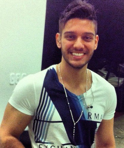 Fã Clube em homenagem ao nosso amor @LucassLucco   Previsões  porque é uma de suas mais linda canções! te amo!