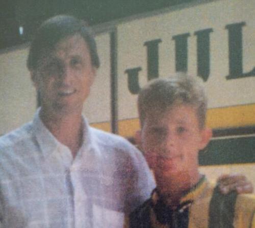 malnichol's profile picture. 