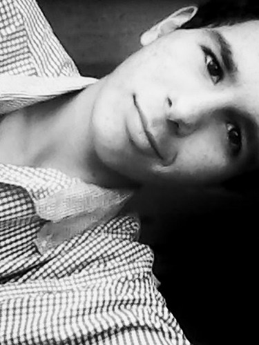 Vim cuidar de você , te proteger , te fazer sorrir ♪