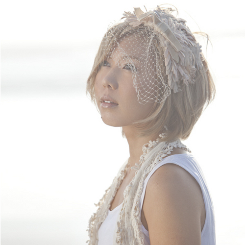 Lisa Halim feat.JAY'ED「切ないくらい、愛してた。」の続編Lisa Halim「それでも君を愛してた feat.Sunya」( http://t.co/h5qvSDlmxX)をご紹介するTwitterアカウントです。
