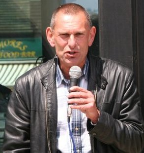 Born and bred in Hastings. Labour council leader. Representing Central St Leonards Ward. Also Old Town & Tressell on county council