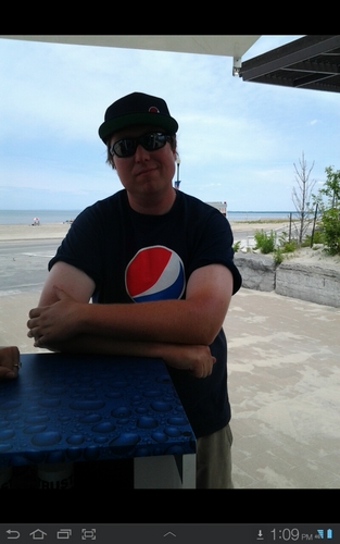 stuffDavesais's profile picture. 