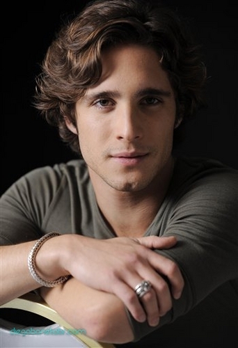 #FOLLOW
@DiegoBonetaBra
@DiegoFansBra