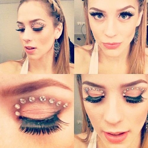 dedicado para @sophiaabrahao, espero q um dia vc me responda e me siga soso!♥. Padrinho: @RebeldesCover e @SophiaFans_