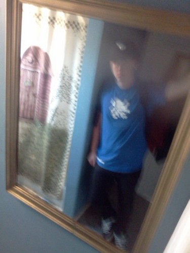 mon1ey's profile picture. i do pormos