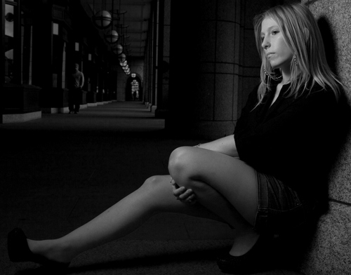 new model based in london

english female, blonde hair blue eyes, size 10-12 and im 5ft 5