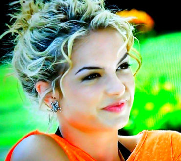 Twitter dedicado a nossa branquinha perfeita:@sophiaabrahao , pernambuco,recife: since:03/06/2012