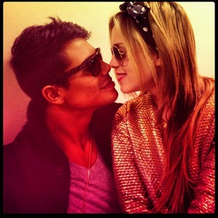 Since: 13/07/11 - 19:17 Não vou mudar por você... Oficializada pelo @Aguiarthur 15/11