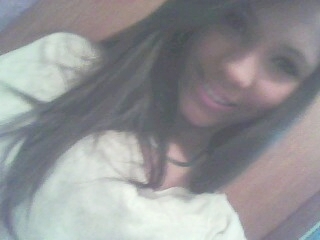 - eu lhe amo por dms coraçãoo , obg por tudo ,, mato & morro por vooç banana com leite (ela-entende/],,minha iiiirmã s2 só minha u-u
por : @GabrielaNardes