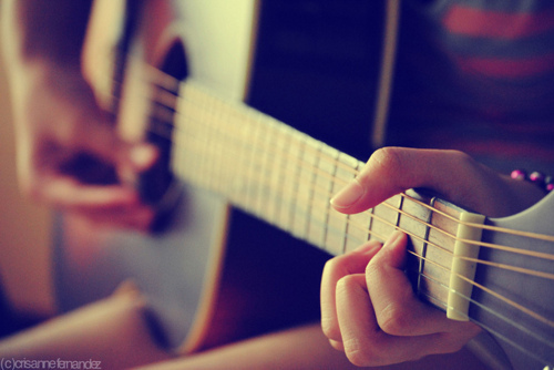 Você não pode tocar a musica, mas a musica pode tocar você.